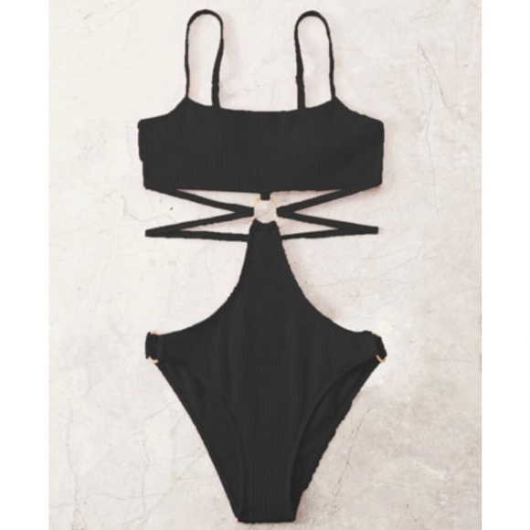 Boho black gold chain detail cutout monokini swimsuit - Picture 4 of 7